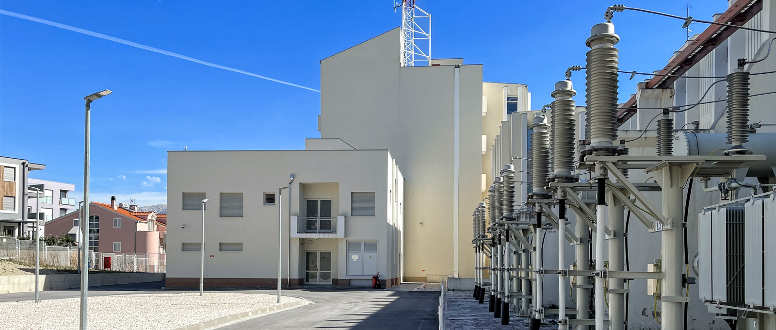 “为您的气体绝缘变电站（GIS）使用 Roxtec 密封系统”