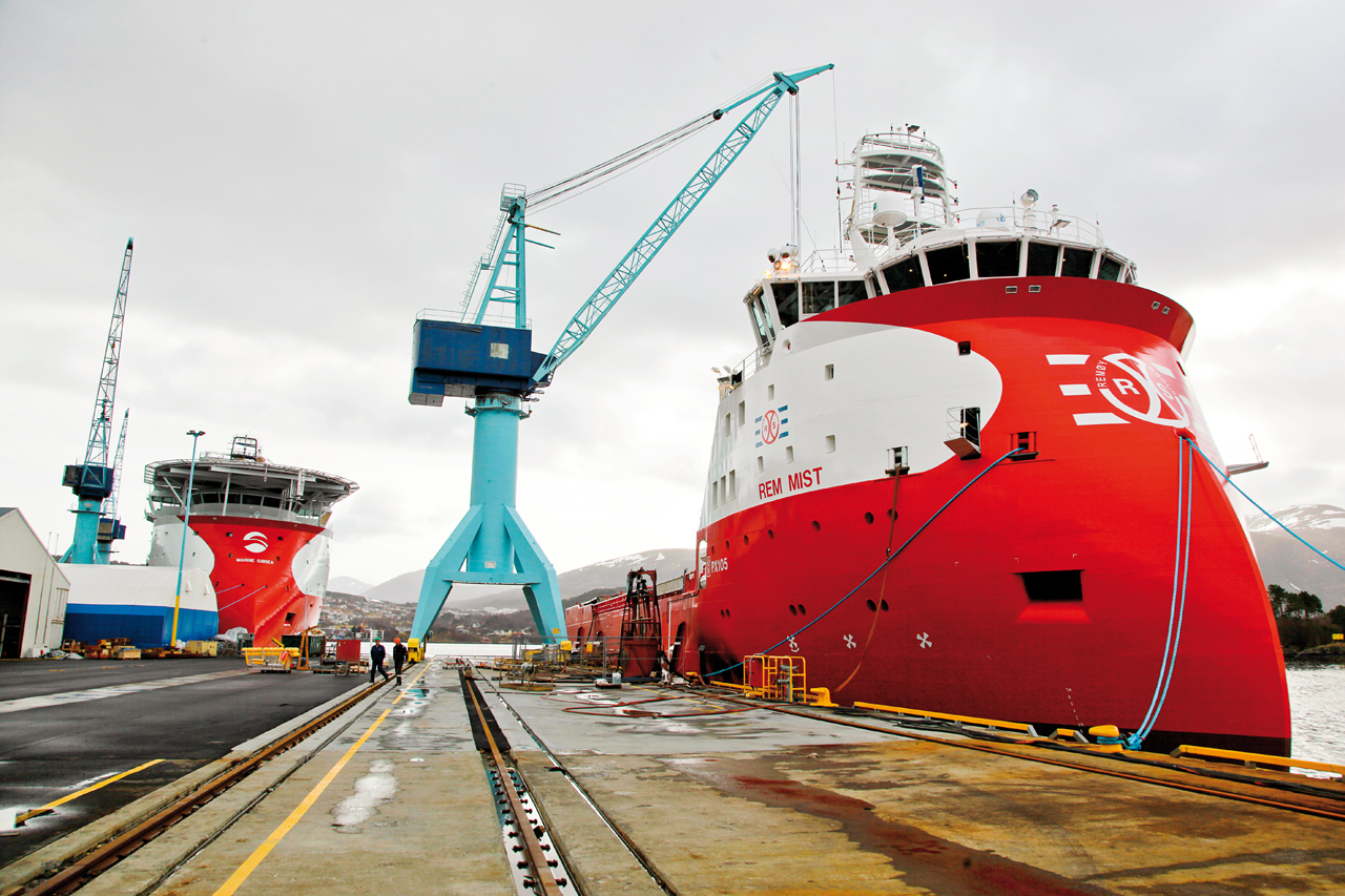 为补给舰提供密封解决方案