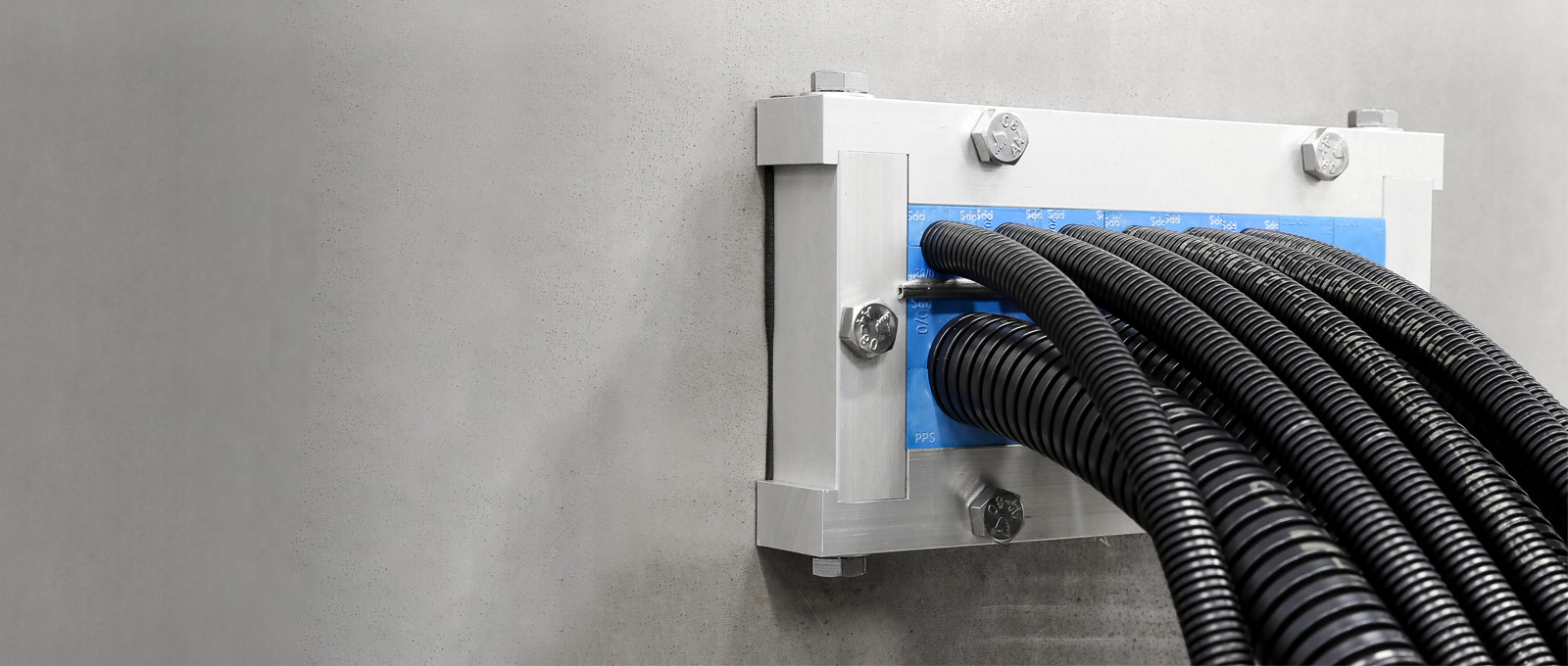 在轨道车辆制造中使用塑料管的潜在挑战