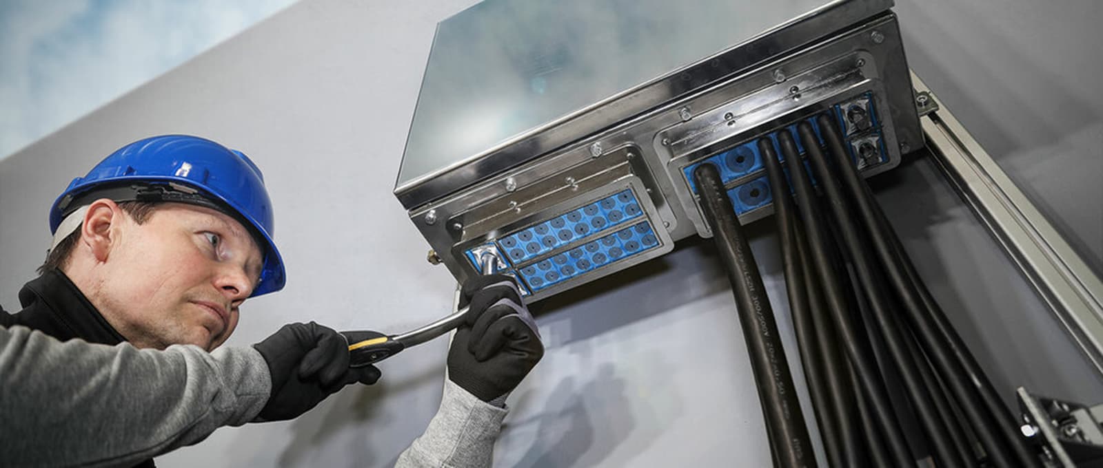 安装 Roxtec 密封解决方案