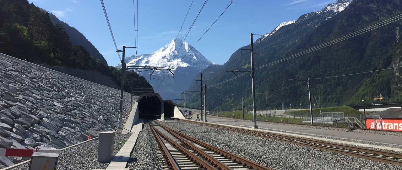 密封 Alptransit 项目的箱柜和机柜