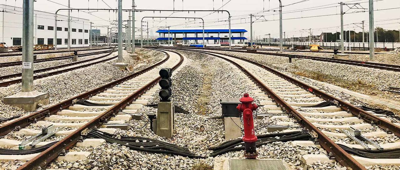 保护上海地铁免受火灾和湿气的侵扰