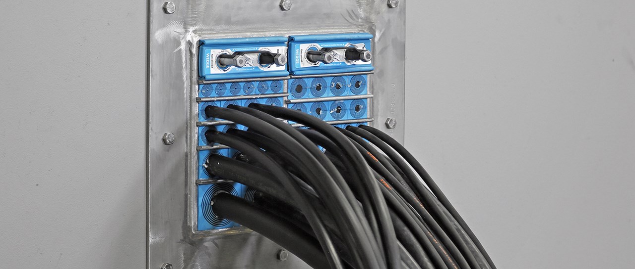 Roxtec MCT – 多电缆穿隔系统